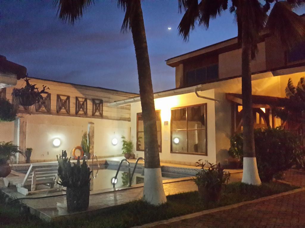 Laparadiseinn Akkra Exterior foto